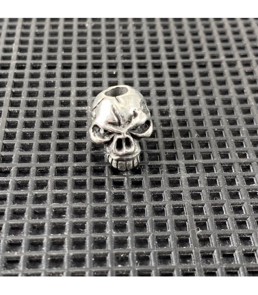 Emerson Skull Bead