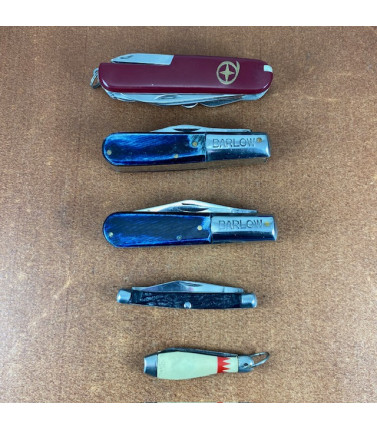 Lot of (5) Junk Knives