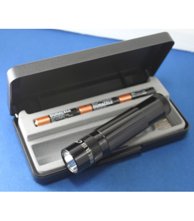 XL200 LED Flashlight BLACK